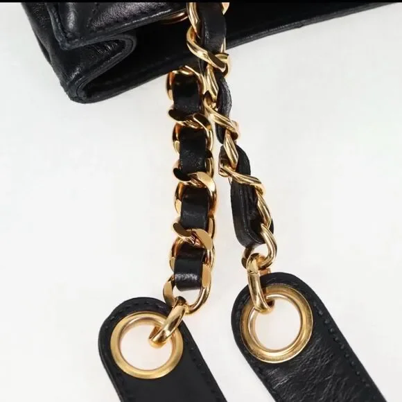 ✅AUTH✅CHANEL LAMBSKIN QUILTED BAG - Picture 7 of 16